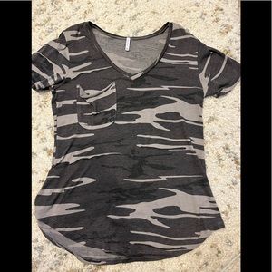 Z Supply Tee - like new!